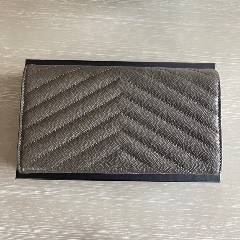 YSL Chevron Wallet - Picture 2 of 8